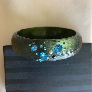 Multi stone on green bangle bracelet